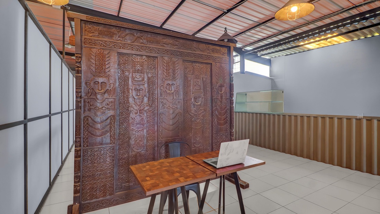 Photo of Others in Sunset Road