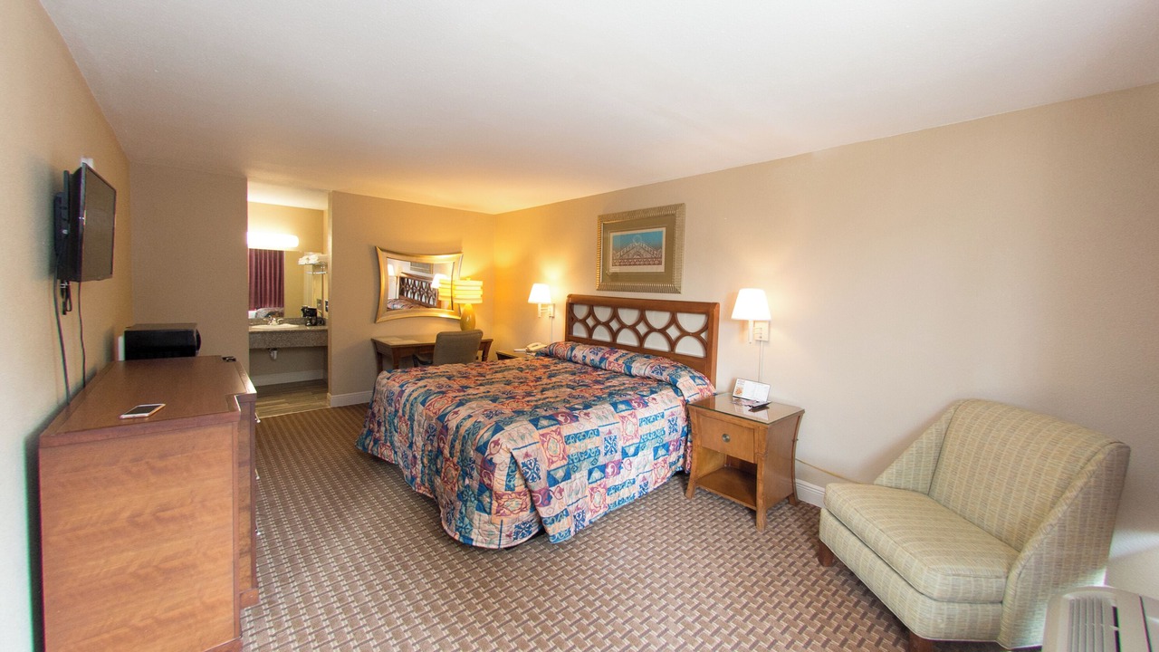 Photo of Bedroom in Port Allen