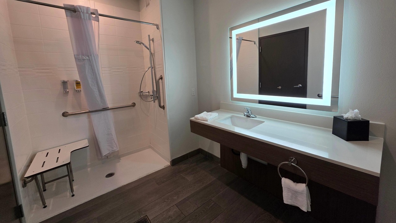 Photo of Bathroom in Wells Branch