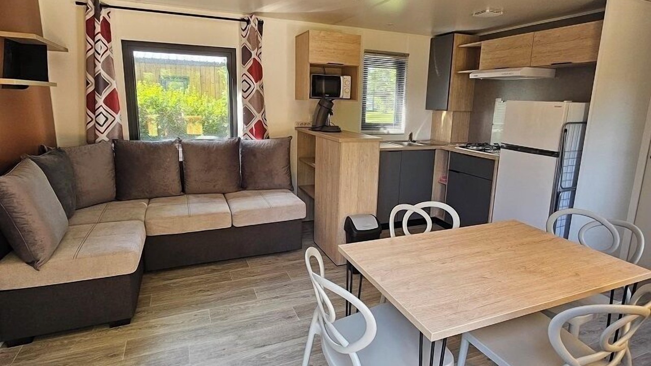 Photo of Others in Charlieu