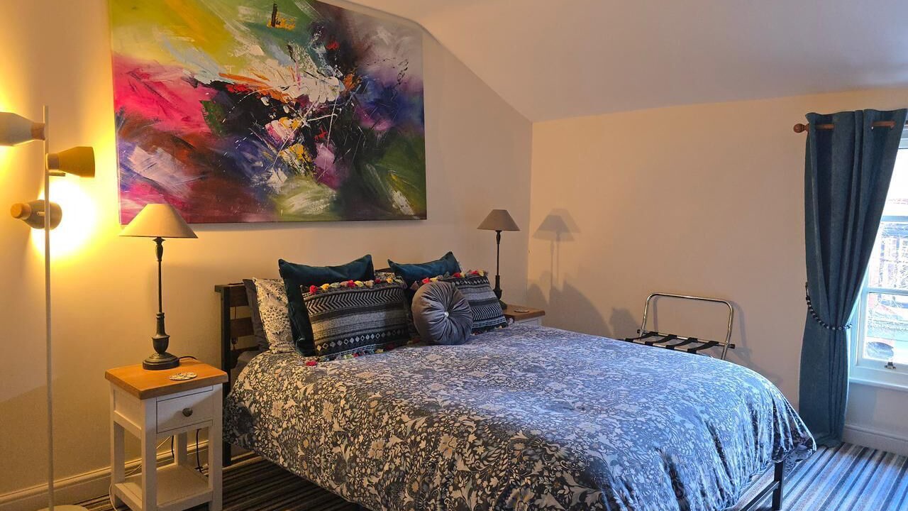 Photo of Bedroom in Llanidloes