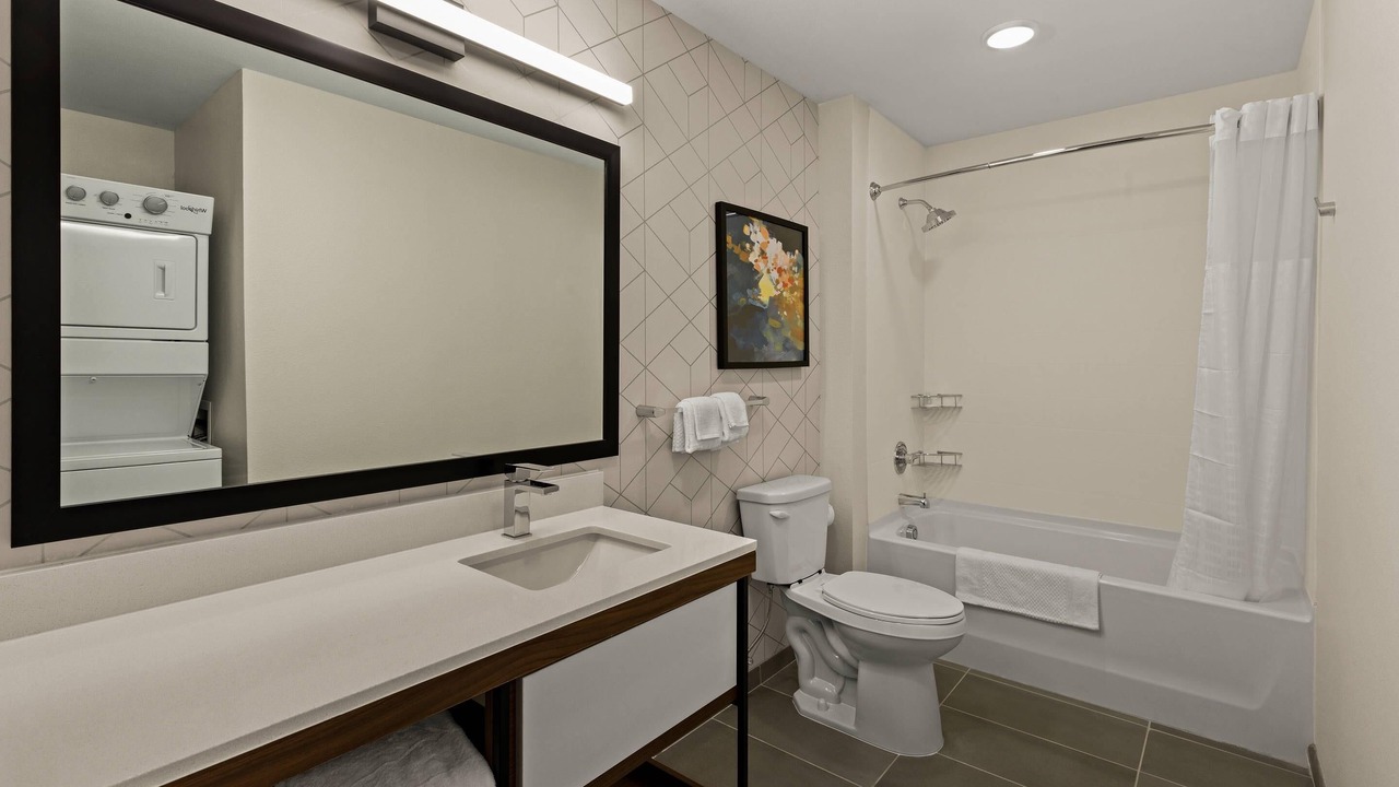 Photo of Bedroom in Bowling Green