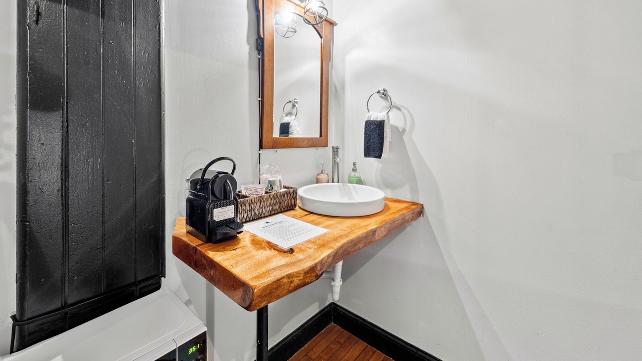 Photo of Bedroom in Downtown - Waterfront
