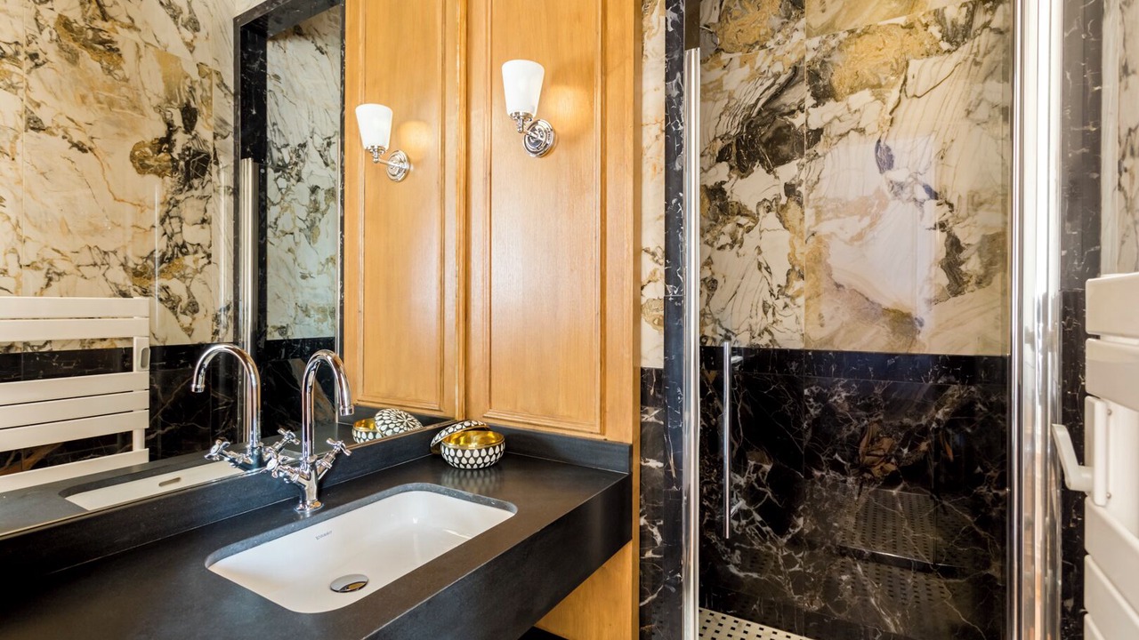 Photo of Bathroom in 3rd Arrondissement