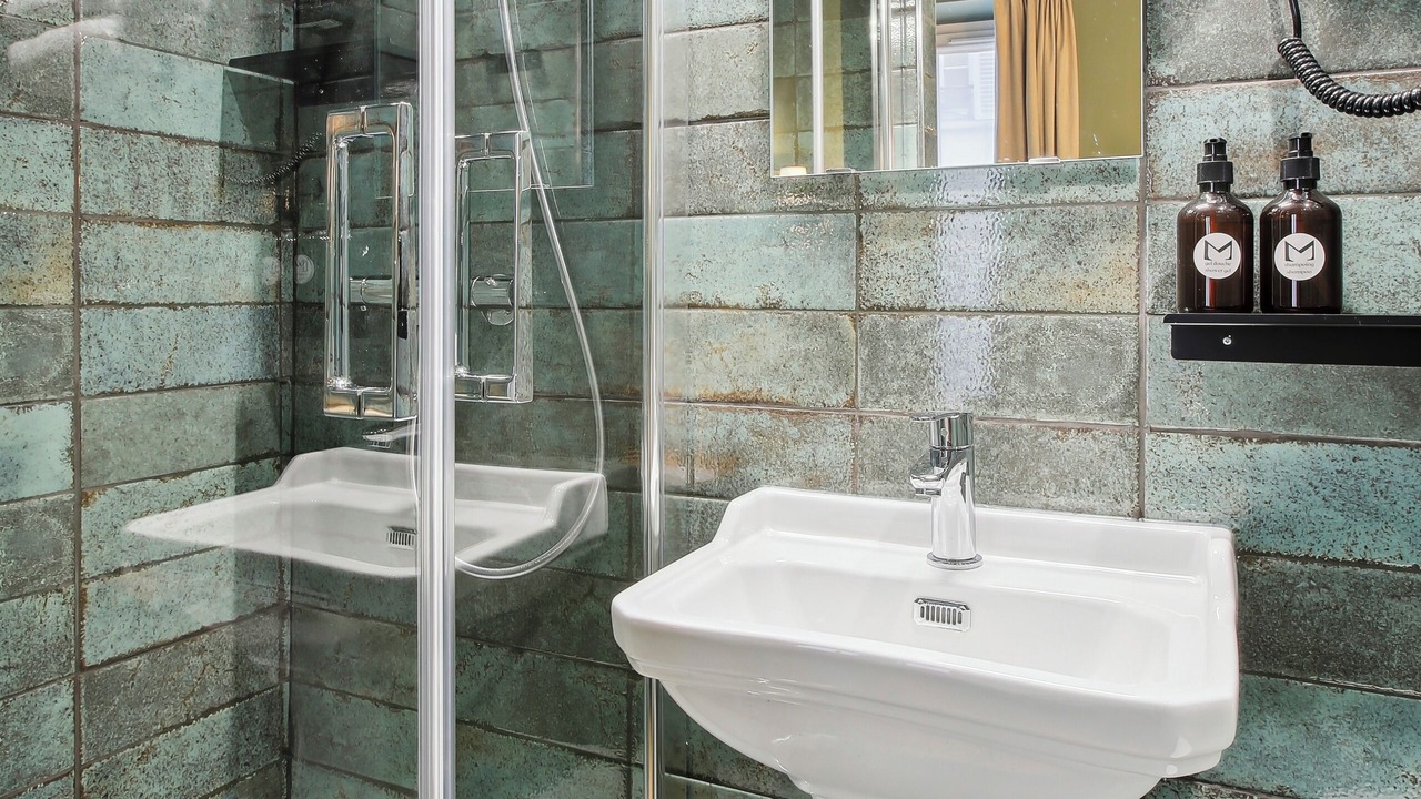 Photo of Bathroom in Batignolles