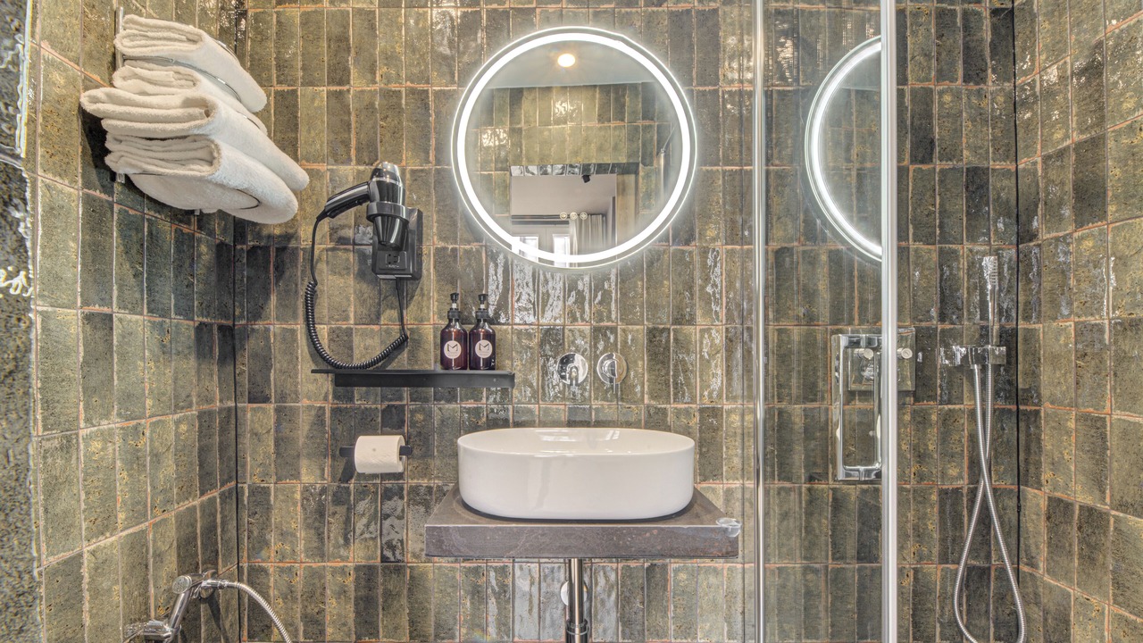 Photo of Bathroom in Batignolles
