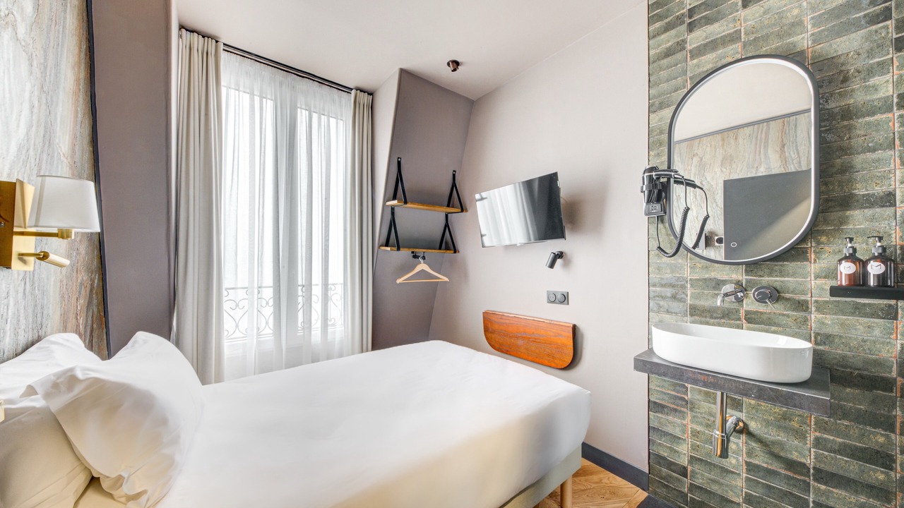 Photo of Bedroom in Batignolles