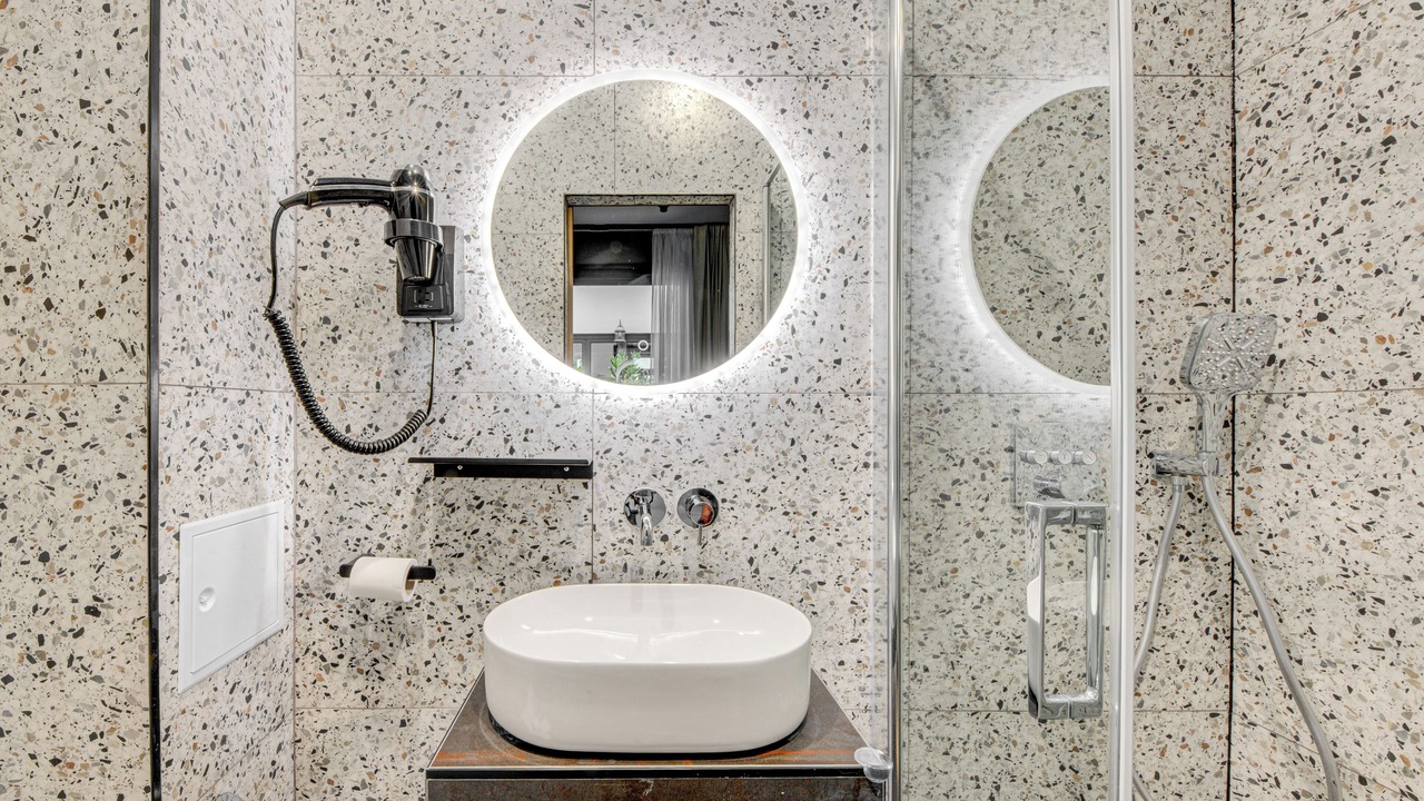 Photo of Bathroom in Batignolles