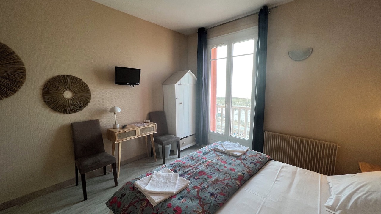 Photo of Bedroom in Saint-Valery-en-Caux