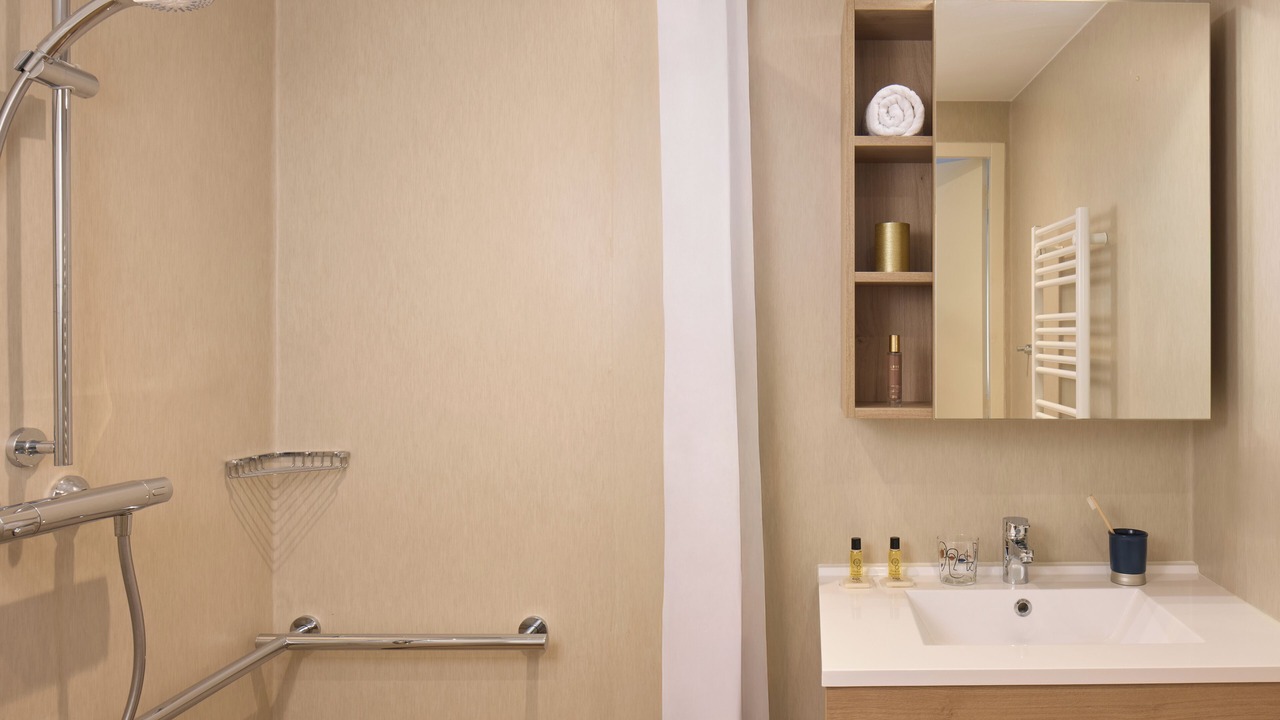 Photo of Bathroom in Voiron