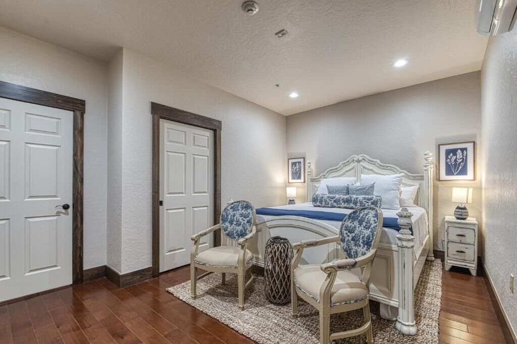 Photo of Bedroom in Elk City