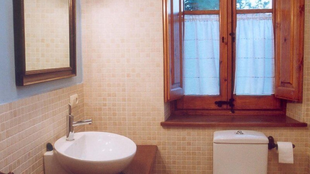 Photo of Bathroom in Lladurs