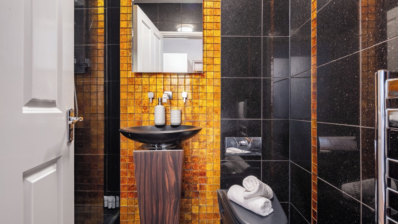 Photo of Bathroom in London City Centre