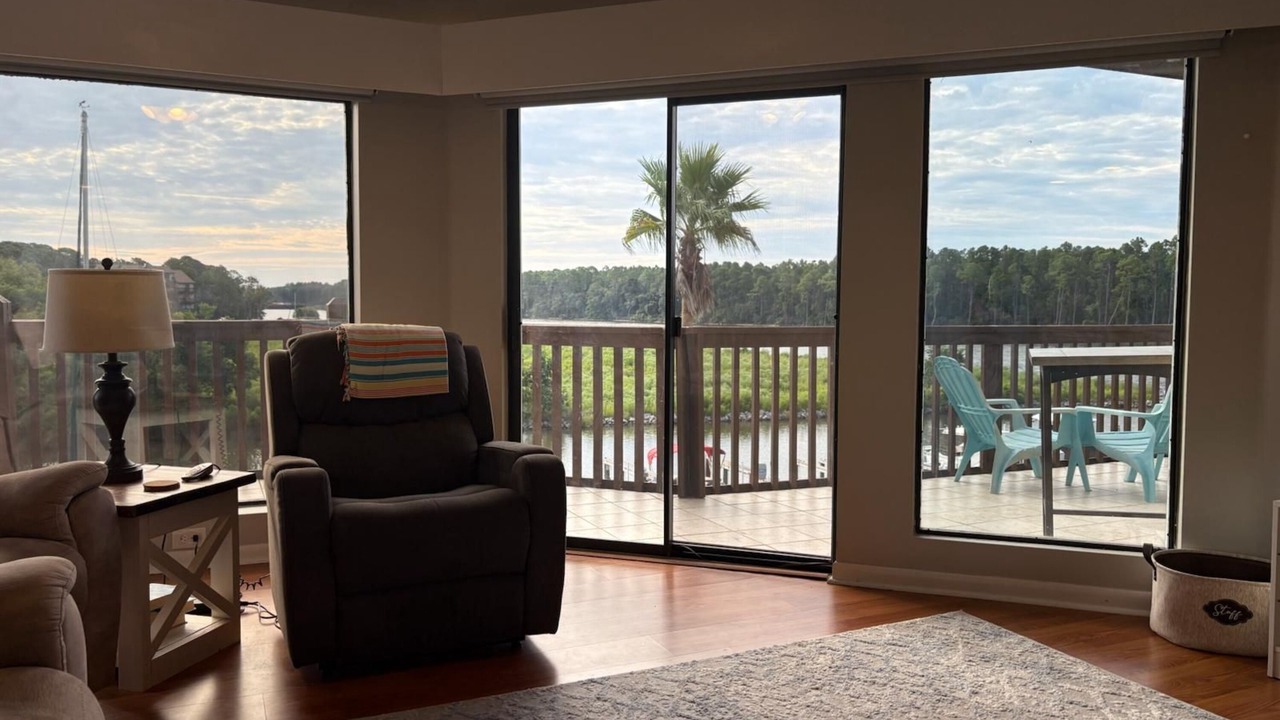 Photo of Bedroom in Gulf Shores