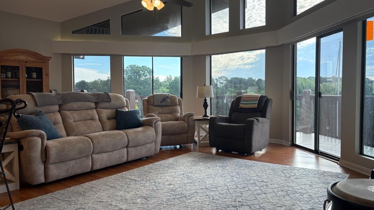 Photo of Bedroom in Gulf Shores