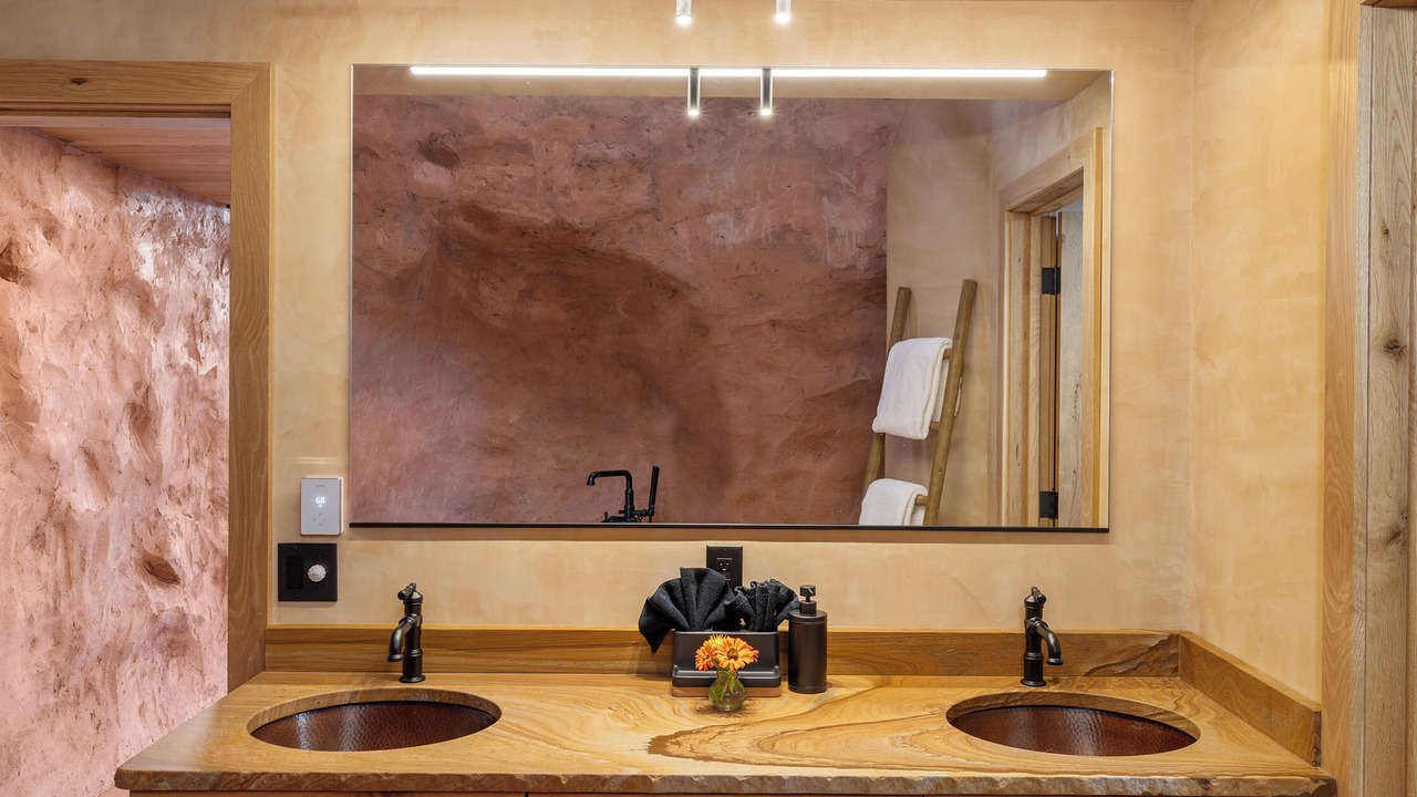 Photo of Bathroom in Delta