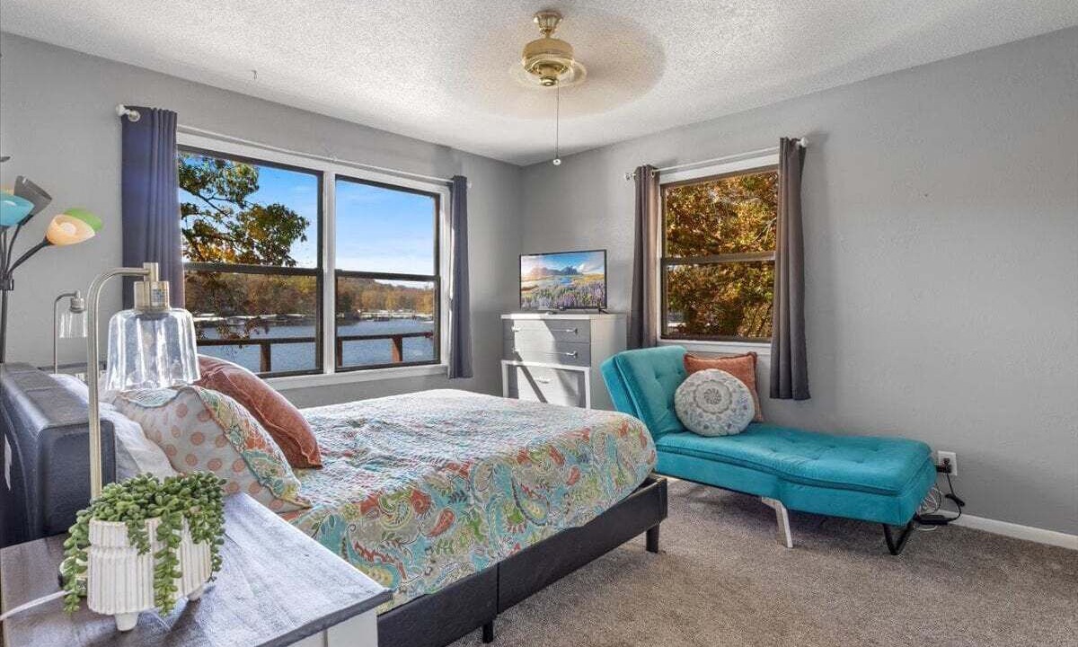Photo of Bedroom in Gravois Mills