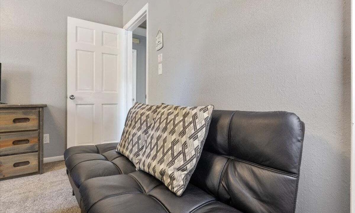 Photo of Livingroom in Gravois Mills