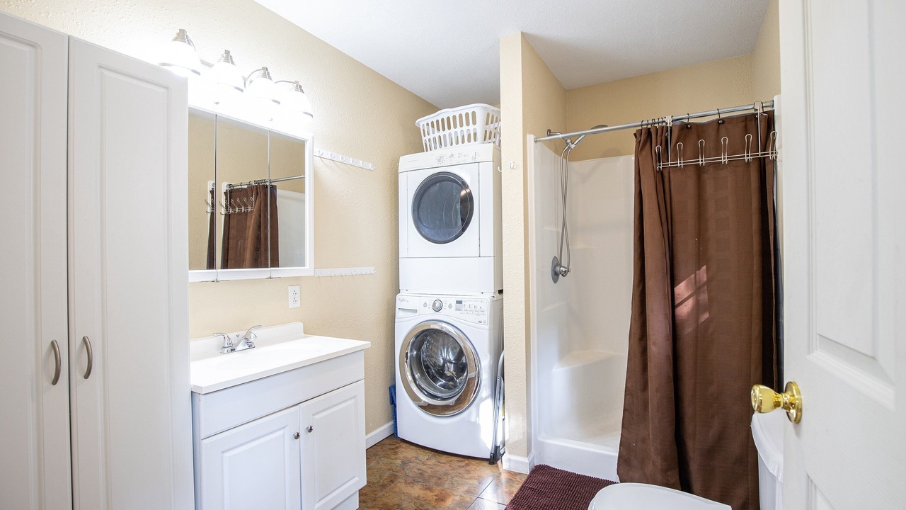 Photo of Bathroom in Barnett