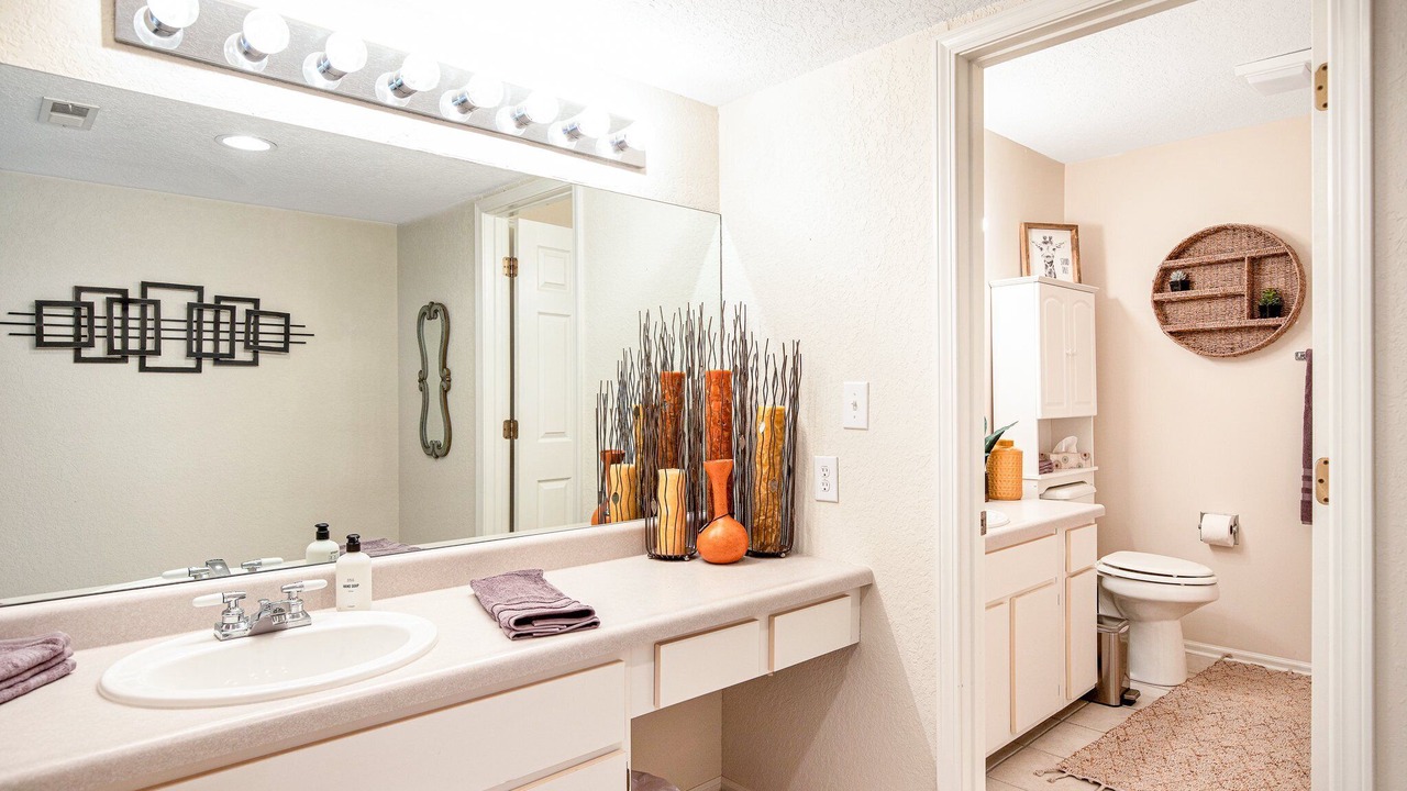 Photo of Bathroom in Village of Four Seasons