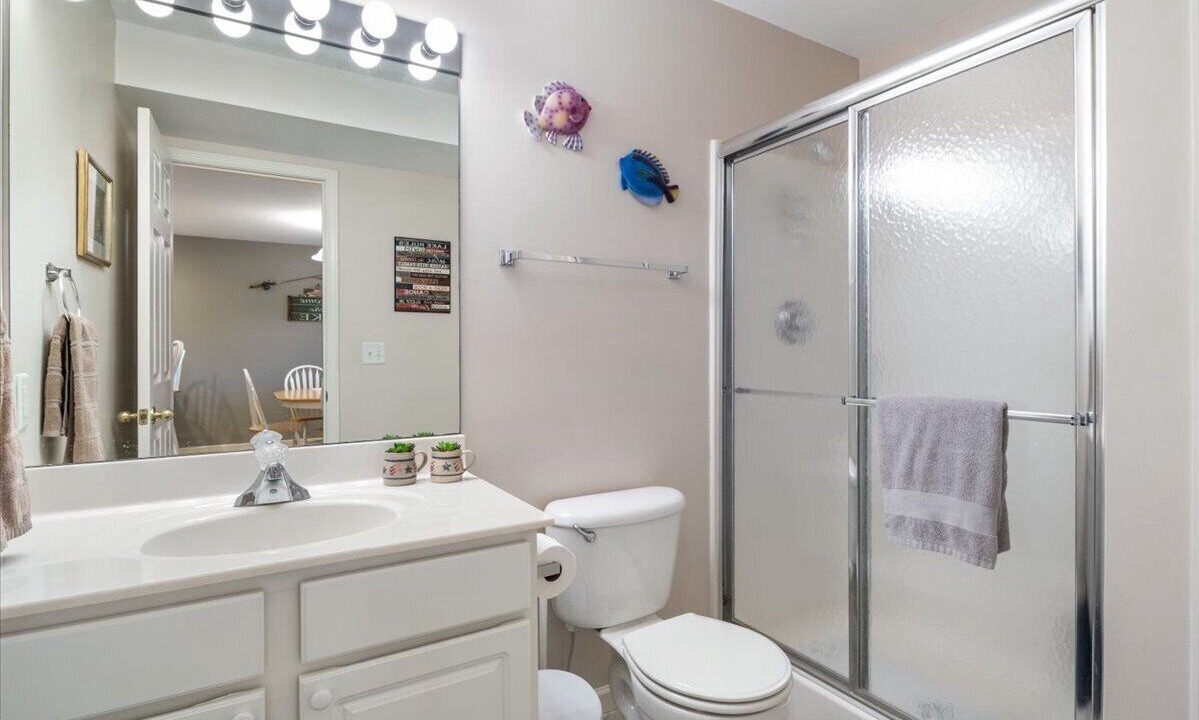 Photo of Bathroom in Camdenton