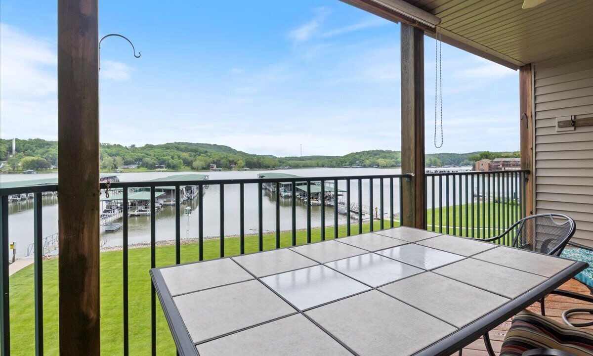Photo of Patio Balcony in Camdenton