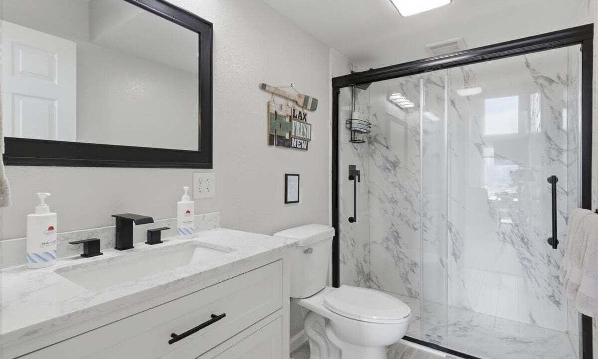 Photo of Bathroom in Sunrise Beach