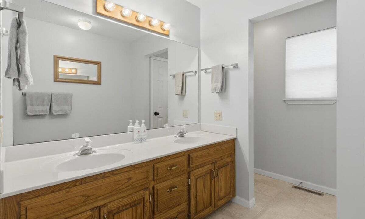 Photo of Bathroom in Sunrise Beach