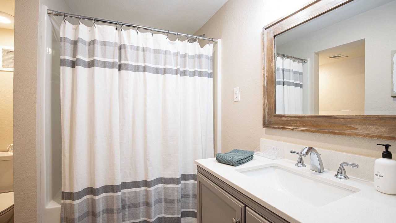 Photo of Bathroom in Sunrise Beach