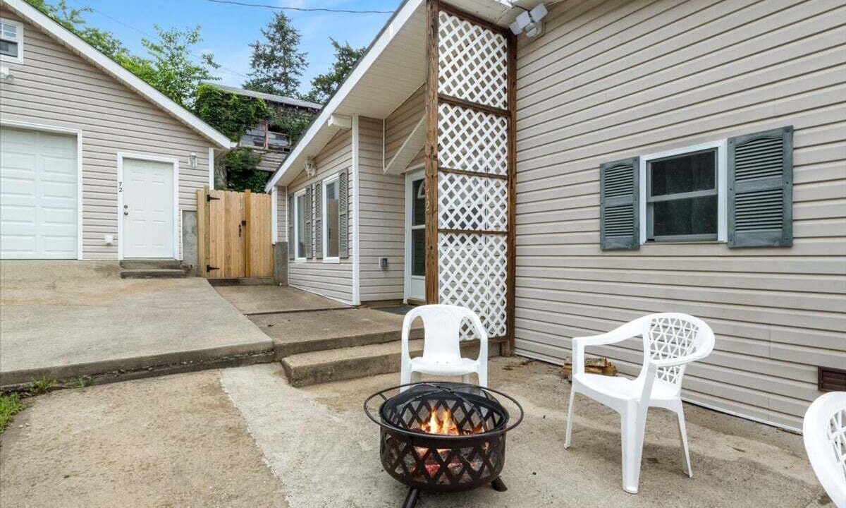 Photo of Patio Balcony in Roach
