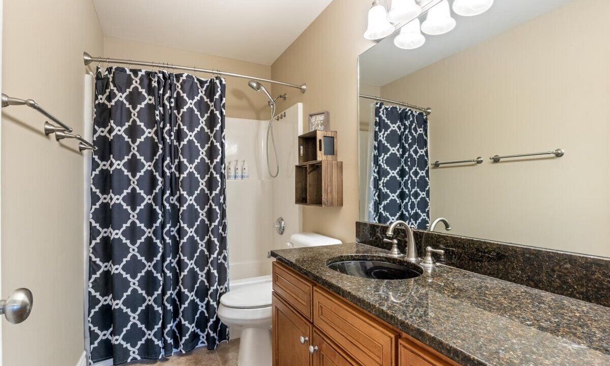 Photo of Bathroom in Camdenton
