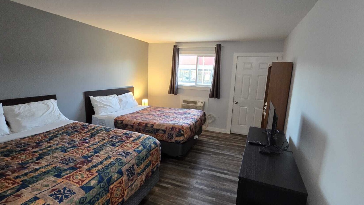 Photo of Bedroom in Division No. 16