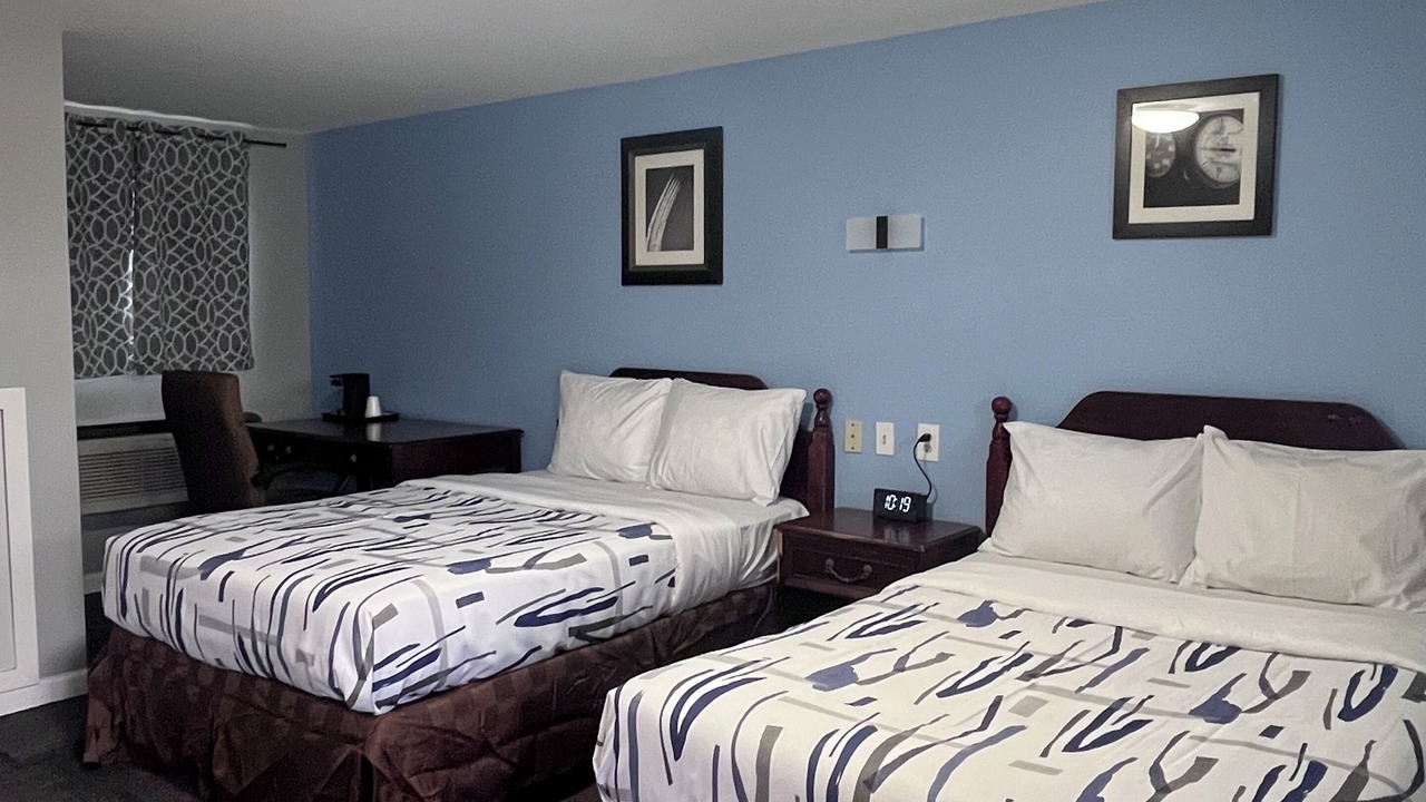 Photo of Bedroom in Chaplin