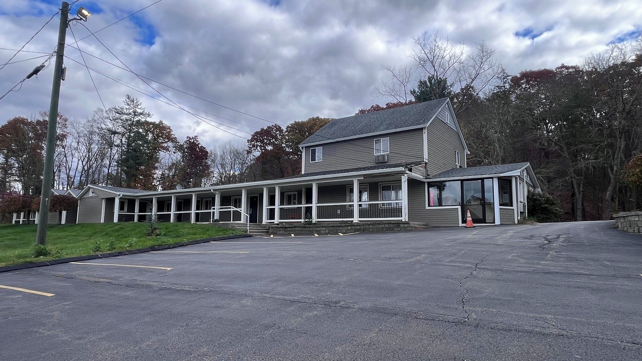 Photo of Outdoor in Chaplin