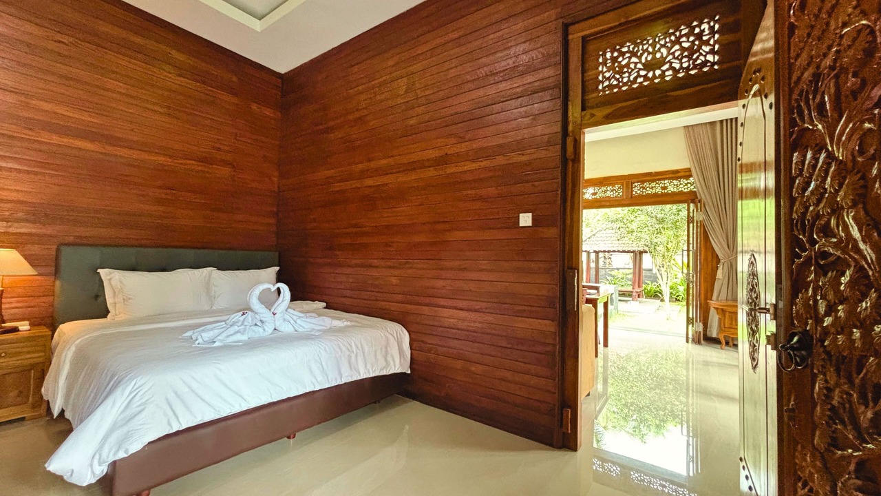 Photo of Others in Tembuku