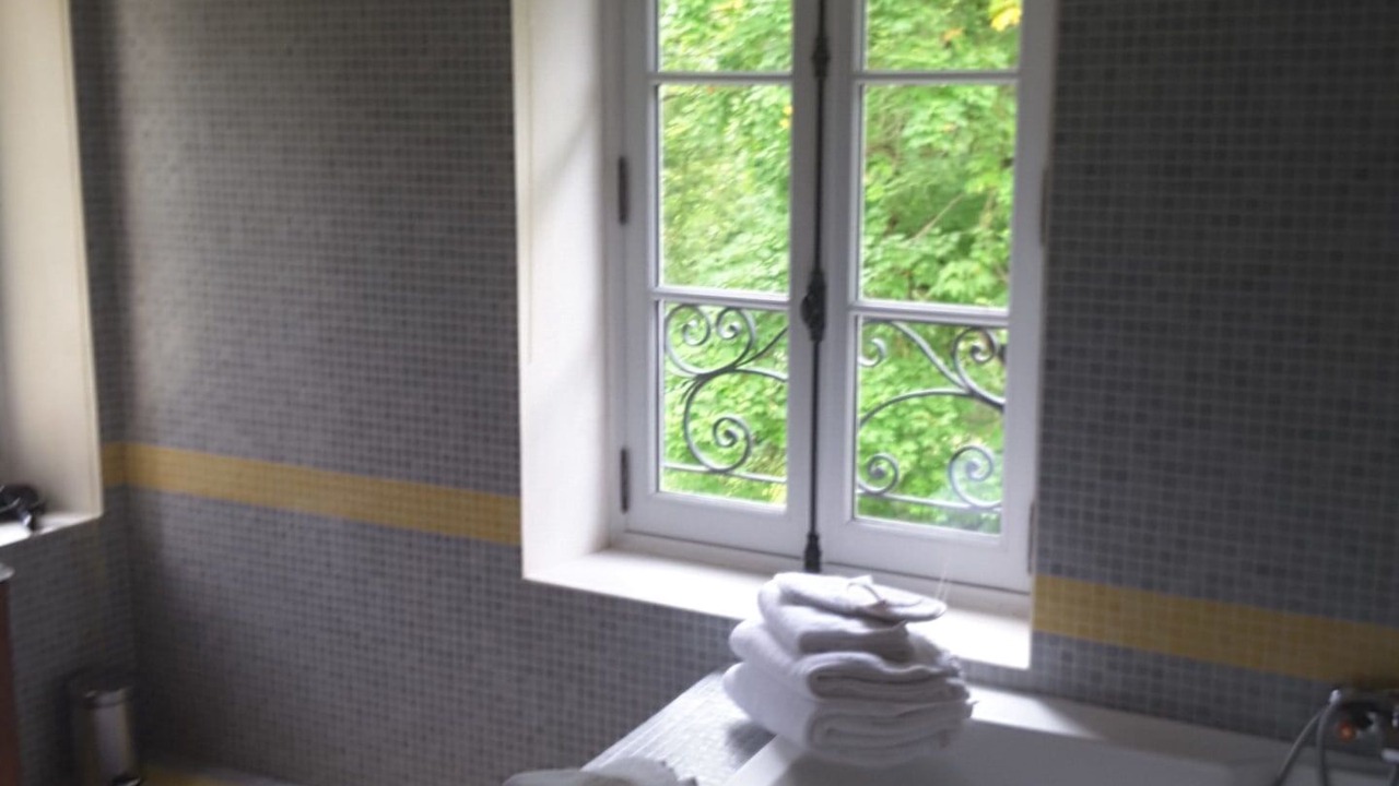 Photo of Bathroom in Le-Petit-Pressigny