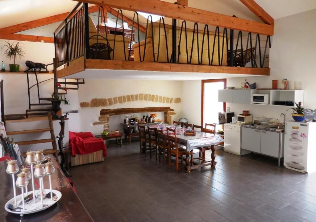 Photo of Others in Bessenay