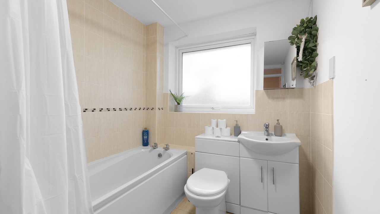 Photo of Patio Balcony in Bracknell