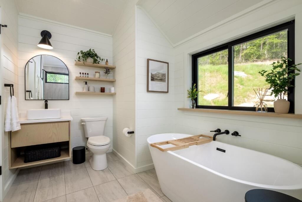 Photo of Bathroom in Balsam Grove