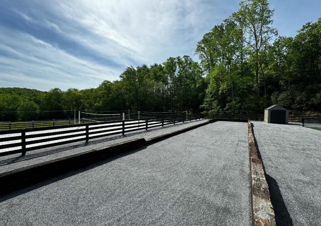 Photo of Outdoor in Balsam Grove