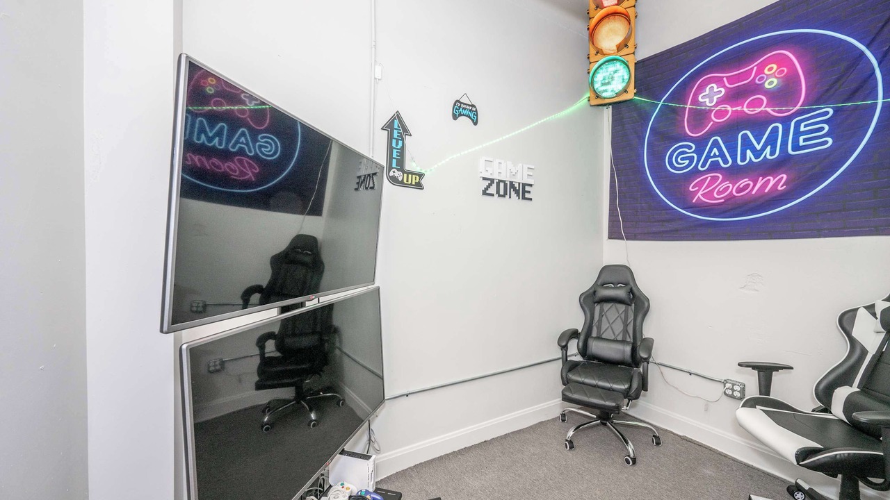 Photo of Others in Central Business District