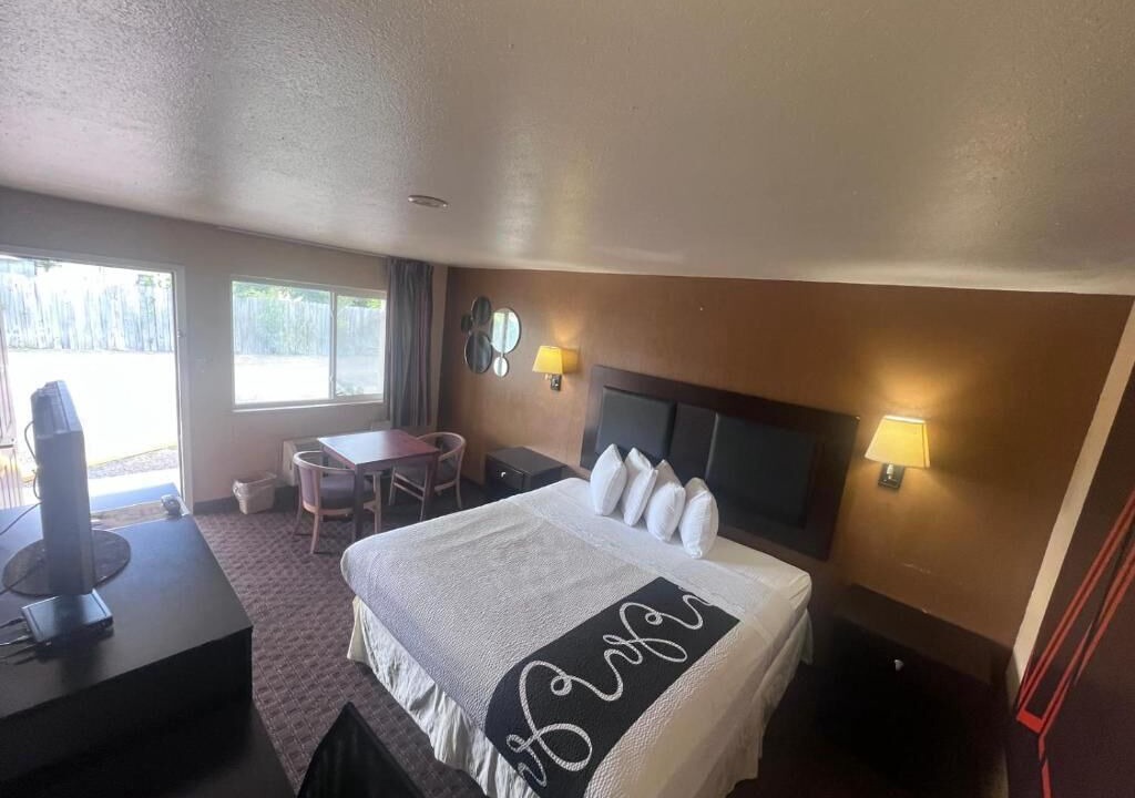 Photo of Bedroom in Falfurrias