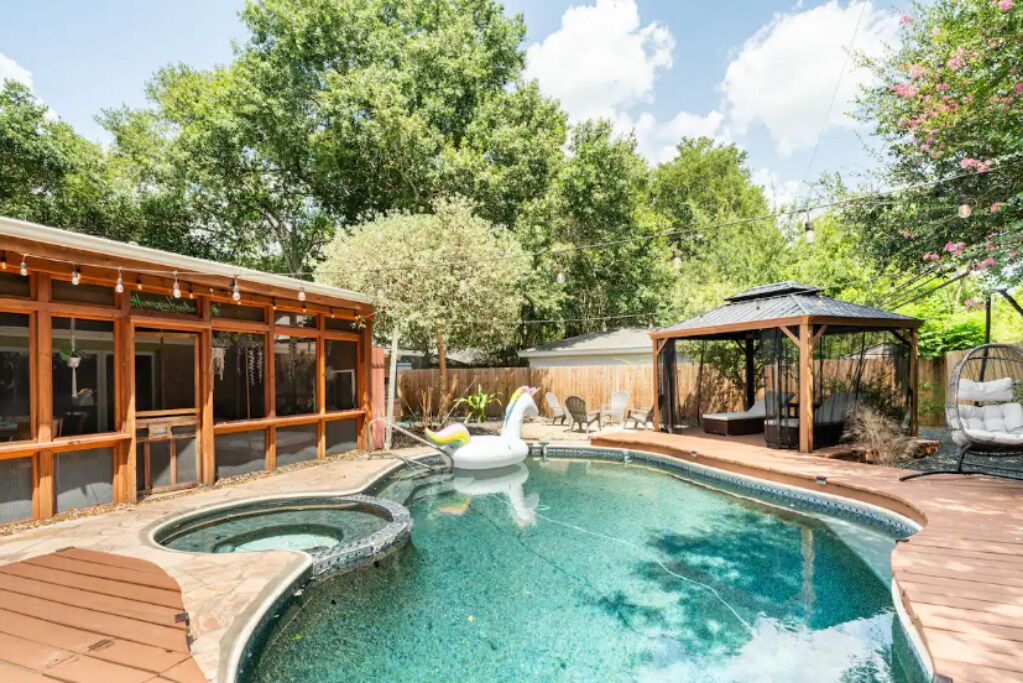Photo of Outdoor in Westbury