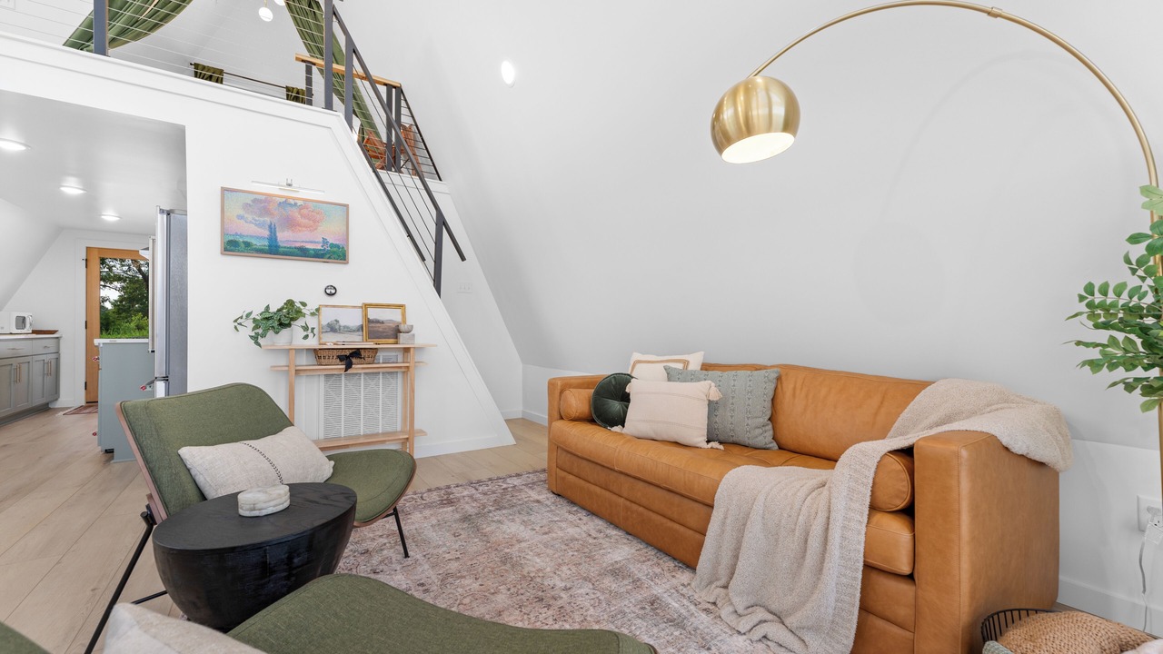 Photo of Livingroom in Omaha