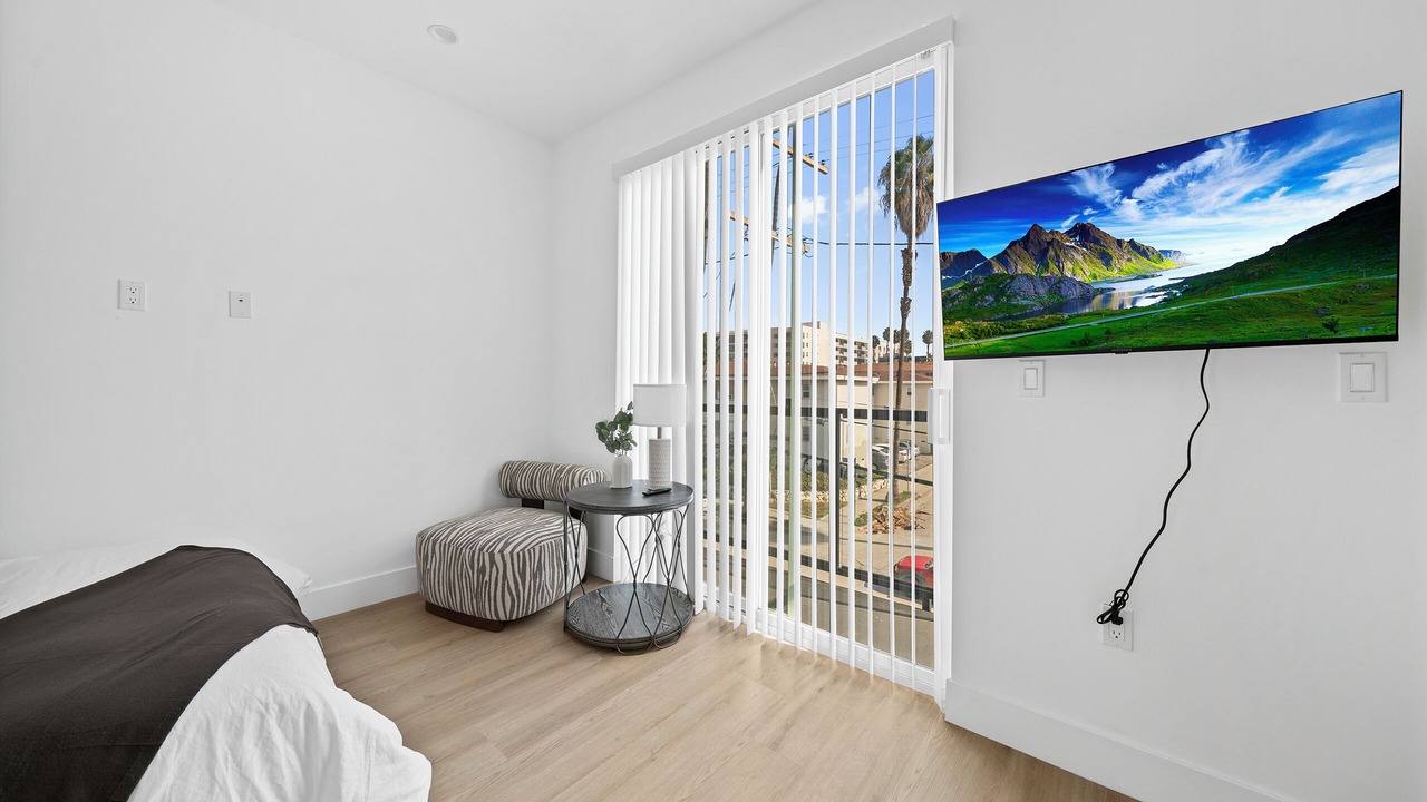 Photo of Bedroom in Westlake