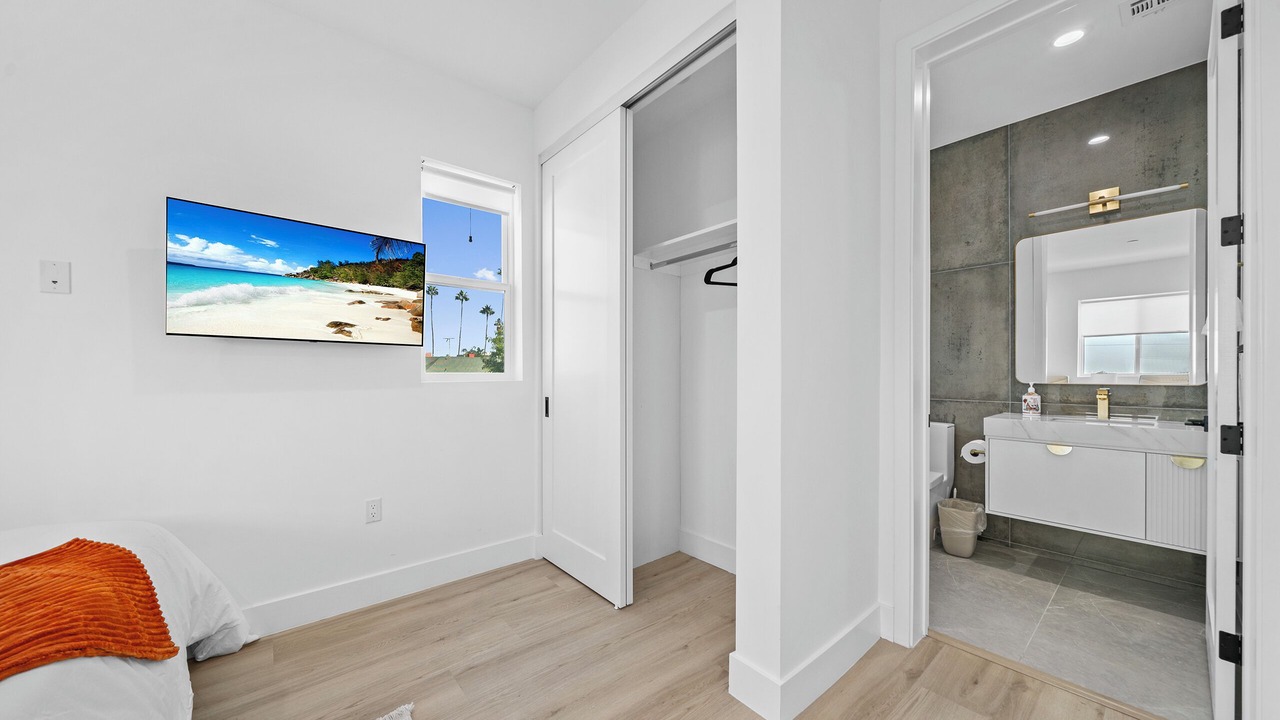 Photo of Bedroom in Westlake