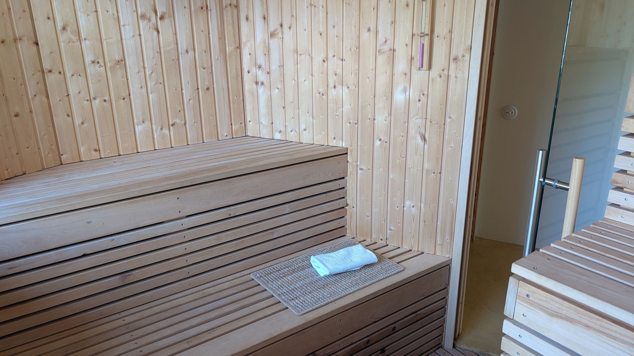 Photo of Others in Pessac