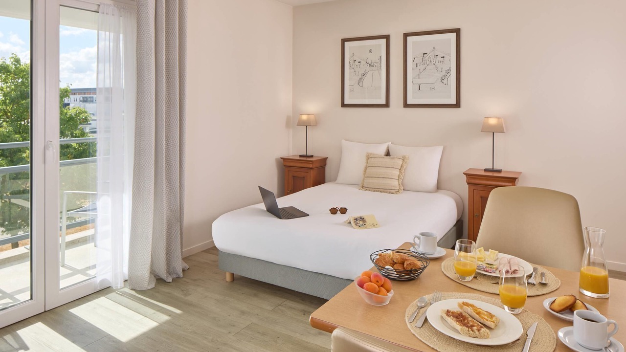 Photo of Others in Bruz