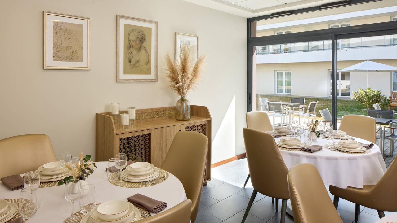 Photo of Others in Bruz