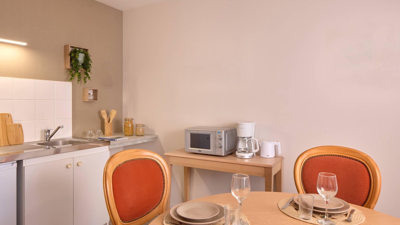 Photo of Others in Bruz